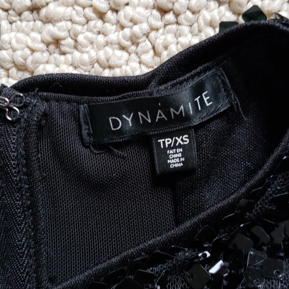 Crop top and skirt - Picture 3 of 7